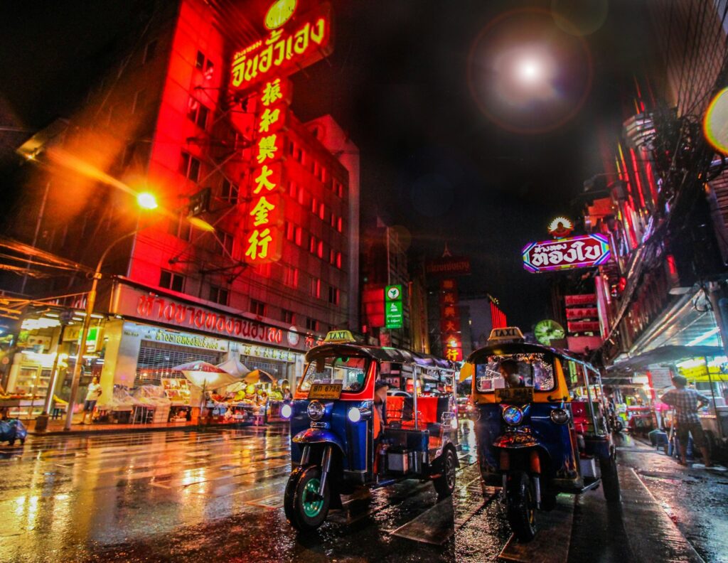 Bangkok bei Abendlicht – Foto: Florian Wehde